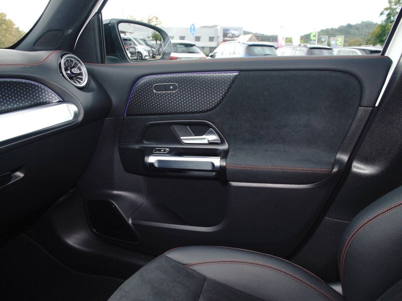 Mercedes-Benz EQB – Bild 15