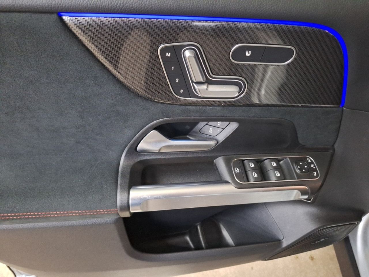 Mercedes-Benz GLB – Bild 11