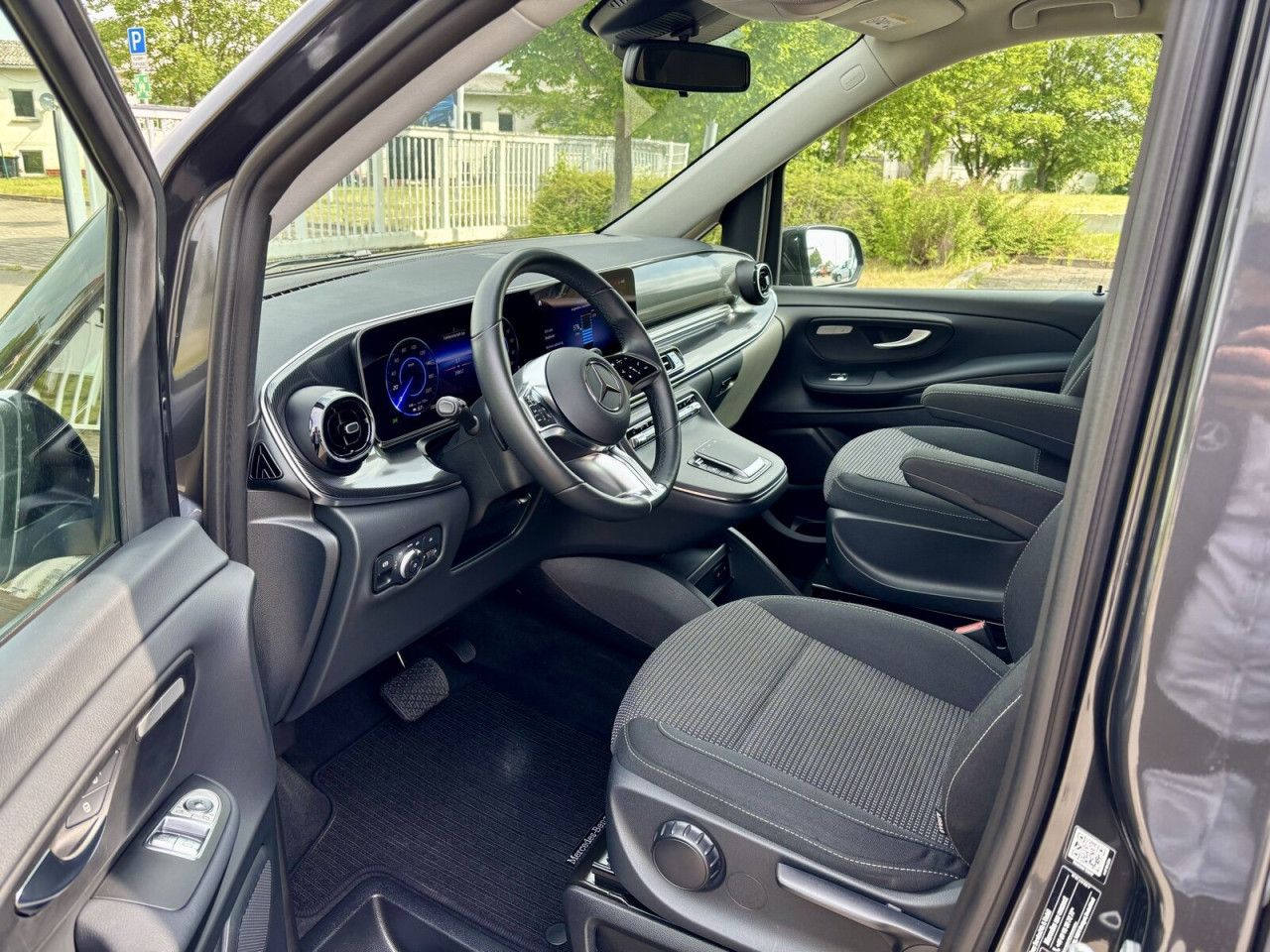 Mercedes-Benz EQV – Bild 10