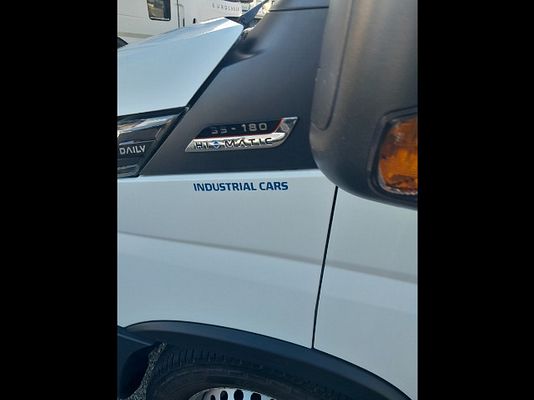 Vehicle image 20 / 20