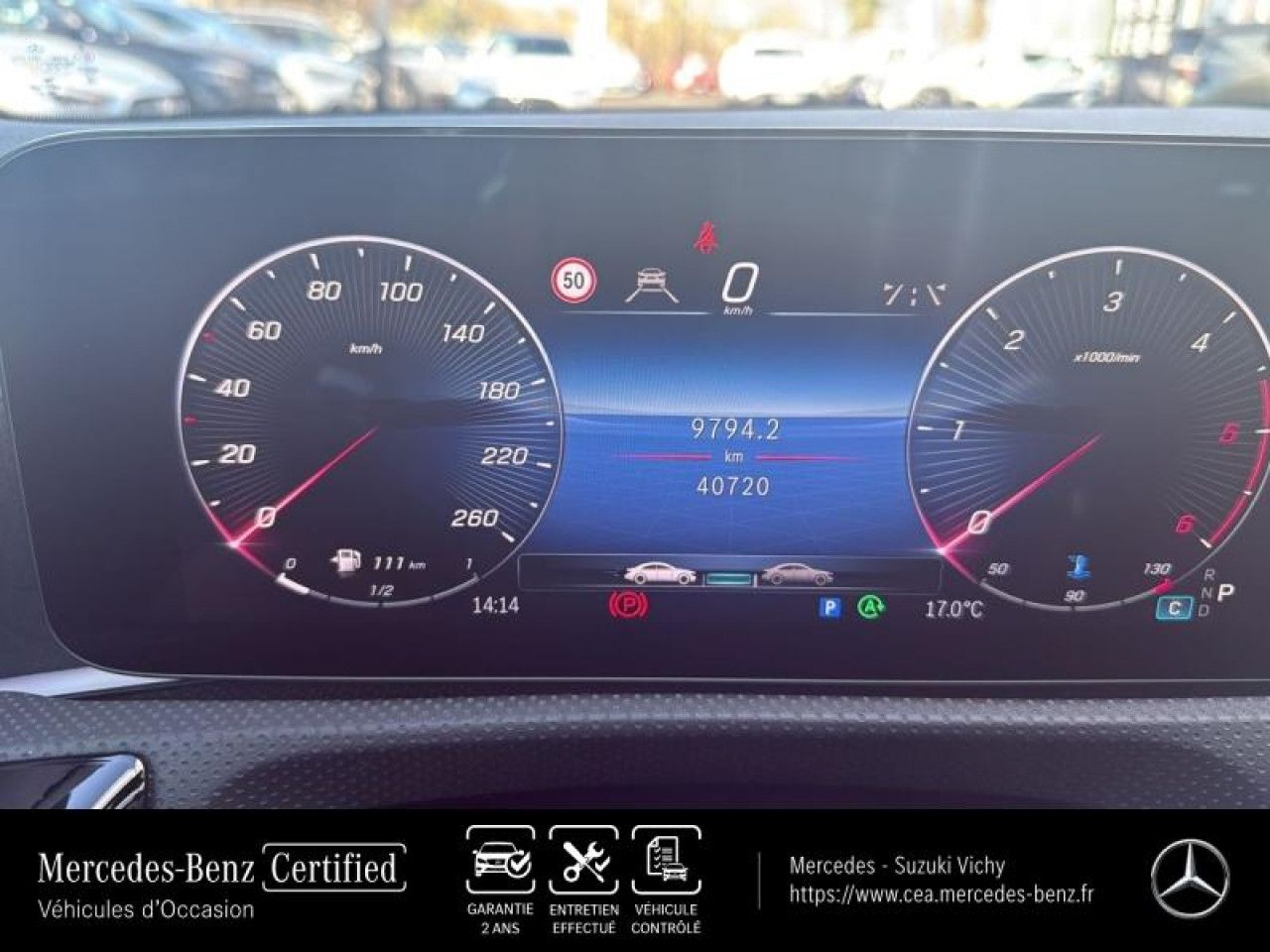 Photo du v&eacute;hicule 16 / 18