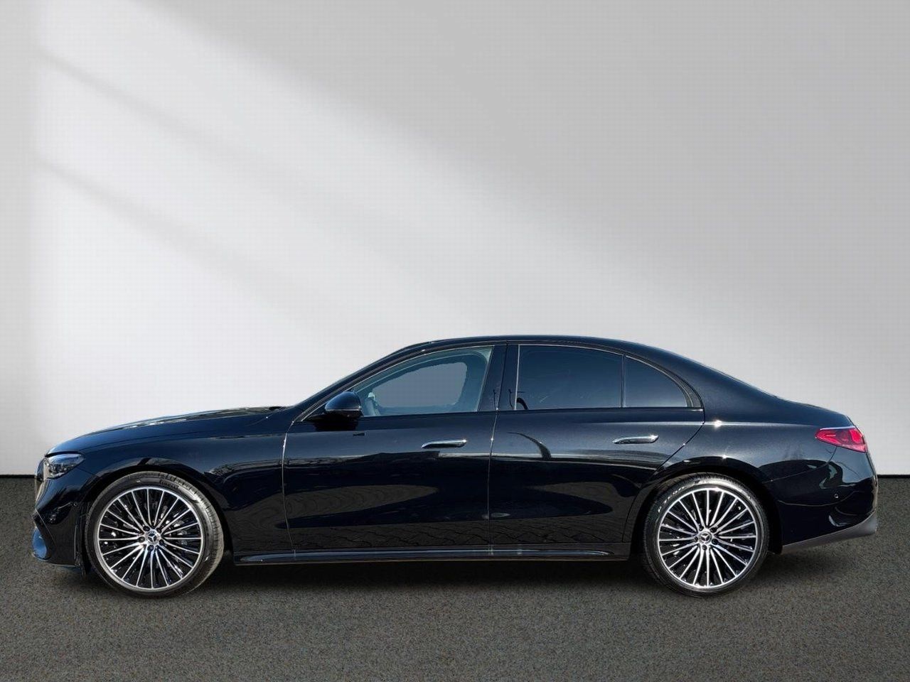 Mercedes-Benz E-Klasse – Bild 2