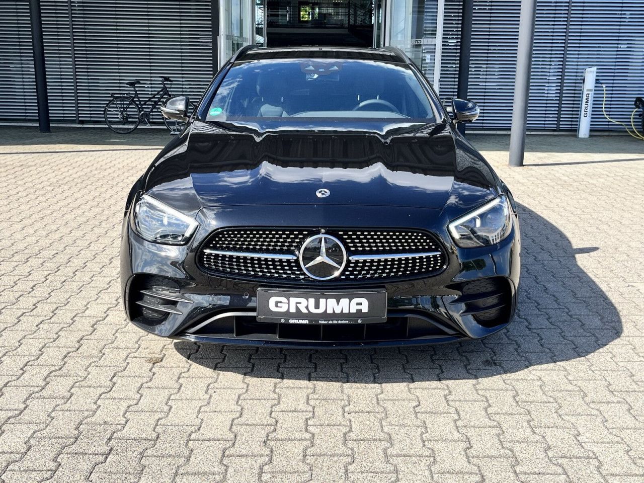 Mercedes-Benz E-Klasse – Bild 2