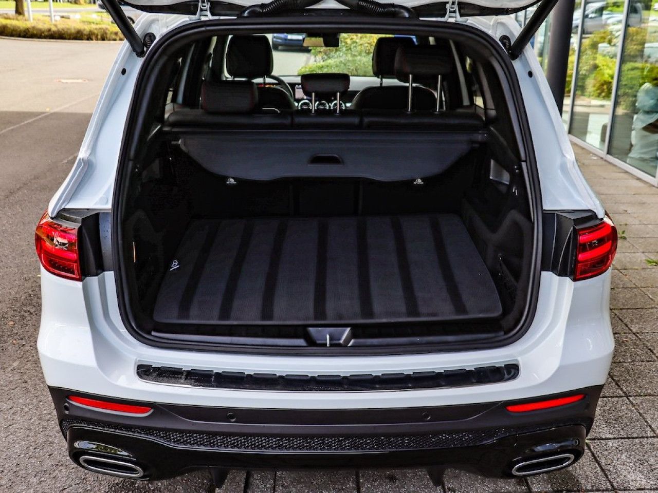 Mercedes-Benz GLB – Bild 14