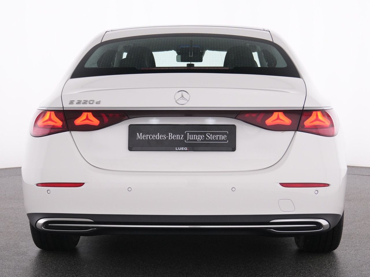 Mercedes-Benz E-Klasse – Bild 15