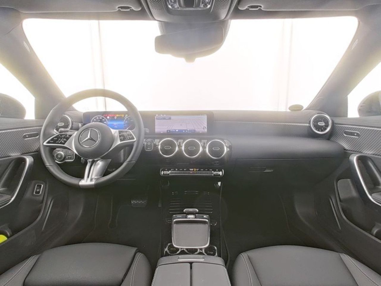 Photo 6 / 9