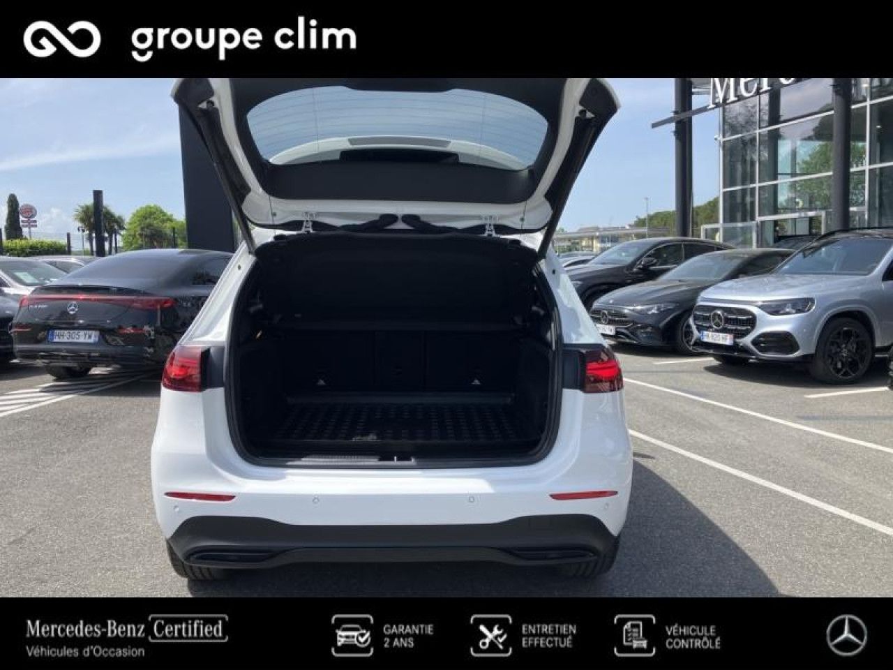 Photo du v&eacute;hicule 10 / 18