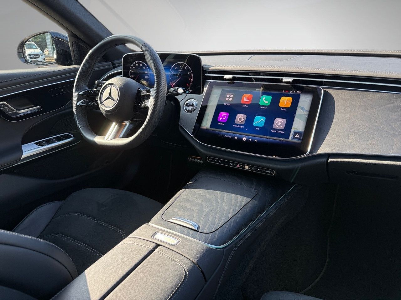 Mercedes-Benz E-Klasse – Bild 24