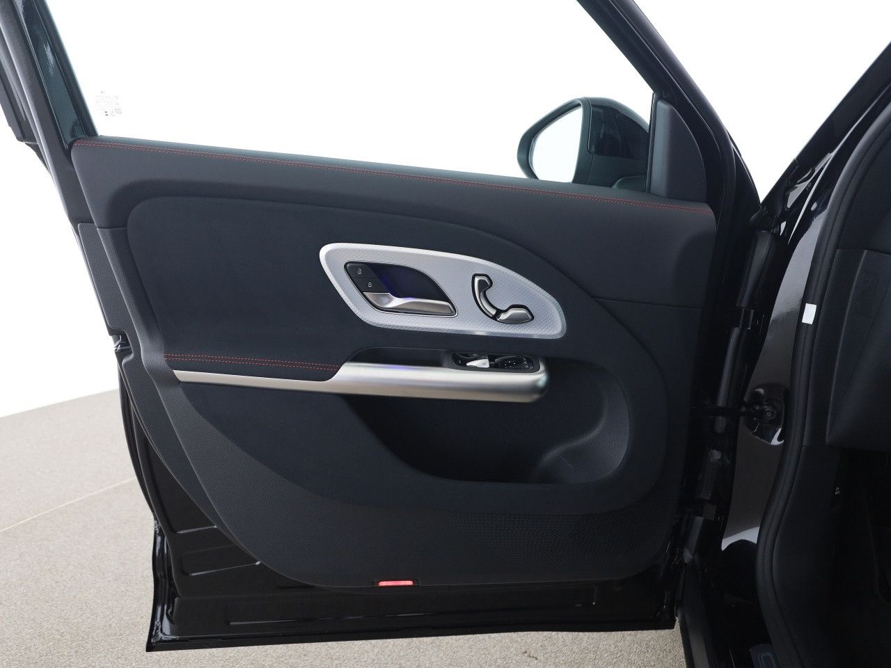 Mercedes-Benz GLB – Bild 12