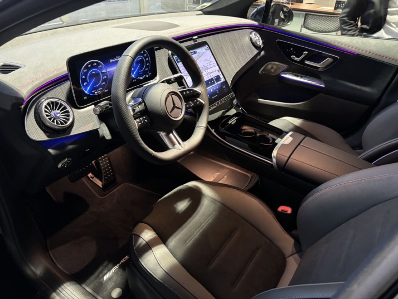 Photo du v&eacute;hicule 12 / 18