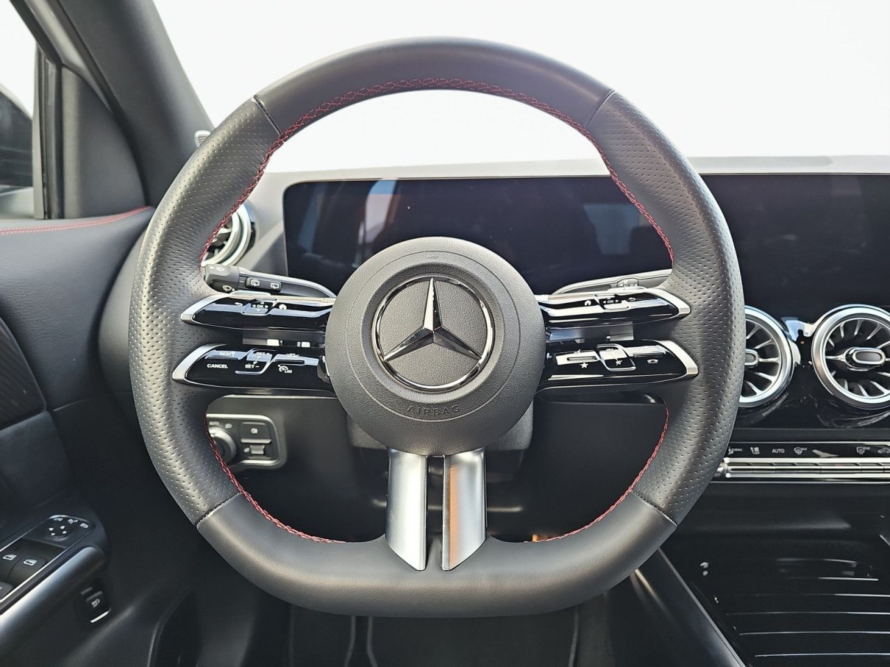 Zdjęcie pojazdu 14 / 16