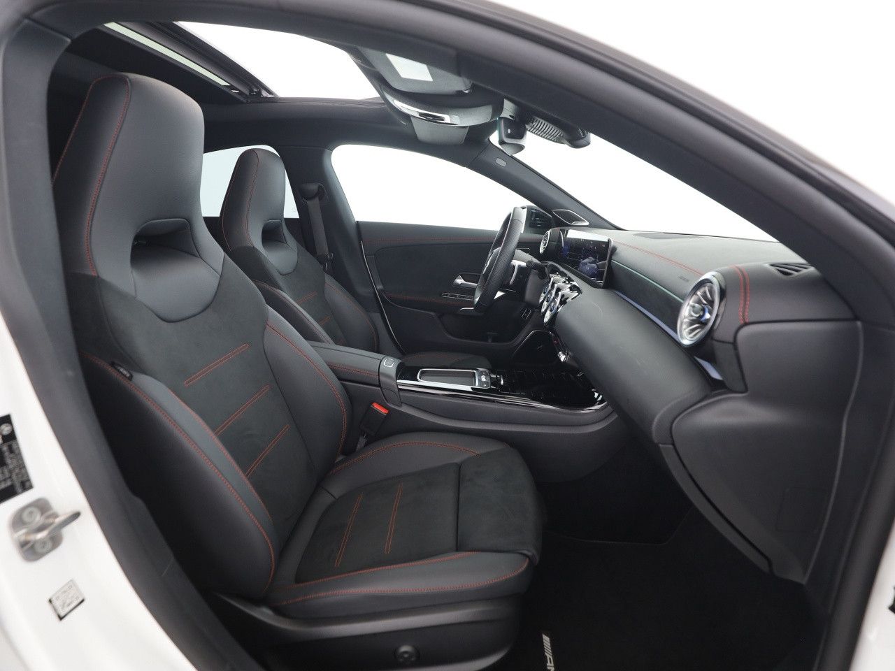 Mercedes-Benz CLA – Bild 9