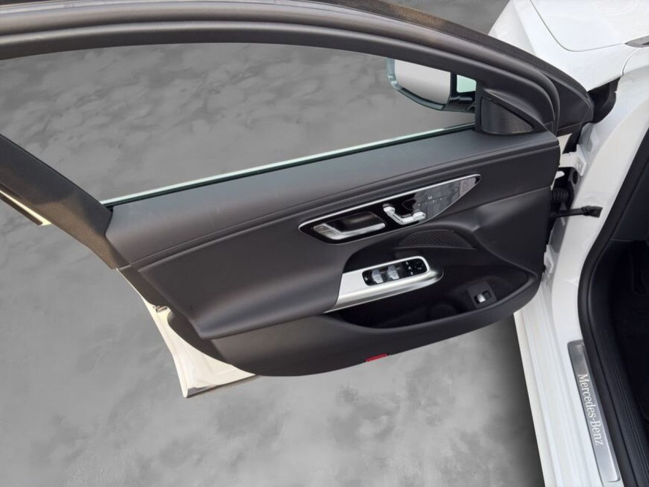 Mercedes-Benz E-Klasse – Bild 14
