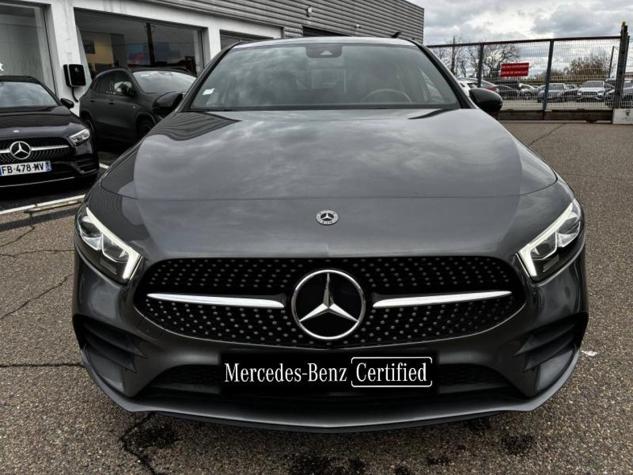 Photo du v&eacute;hicule 2 / 8