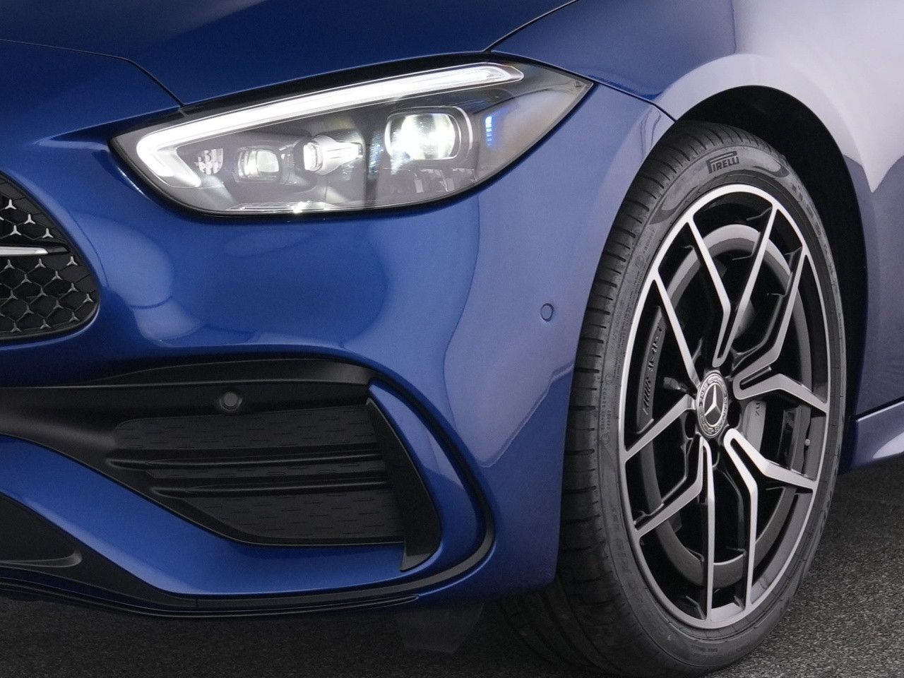 Mercedes-Benz C-Klasse – Bild 8