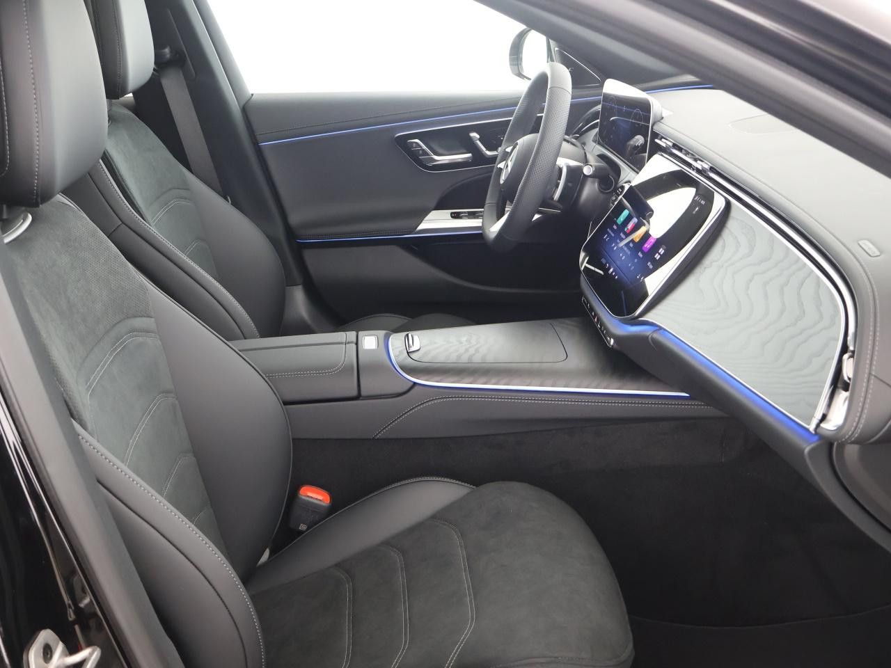 Mercedes-Benz E-Klasse – Bild 9