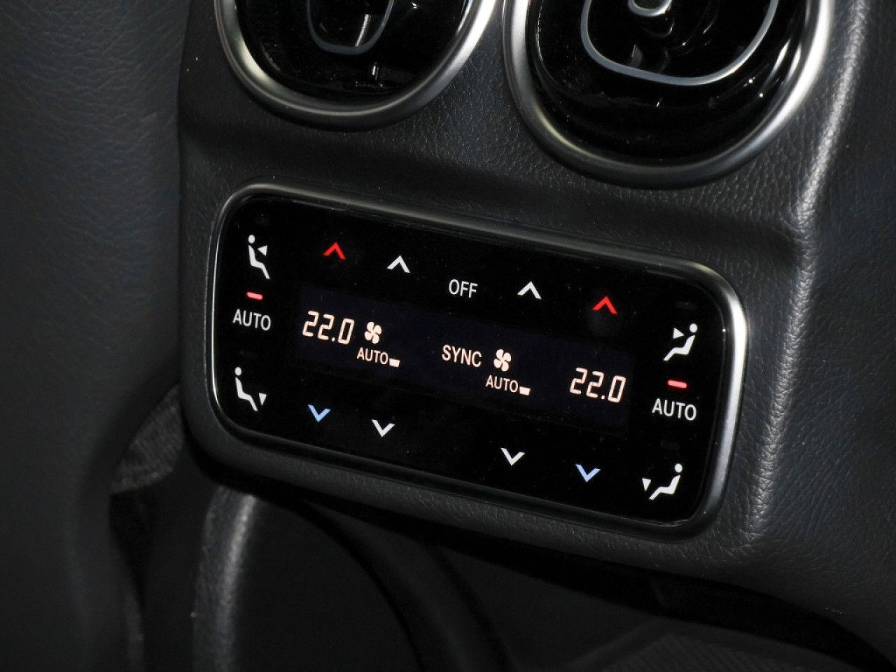 Mercedes-Benz C-Klasse – Bild 8