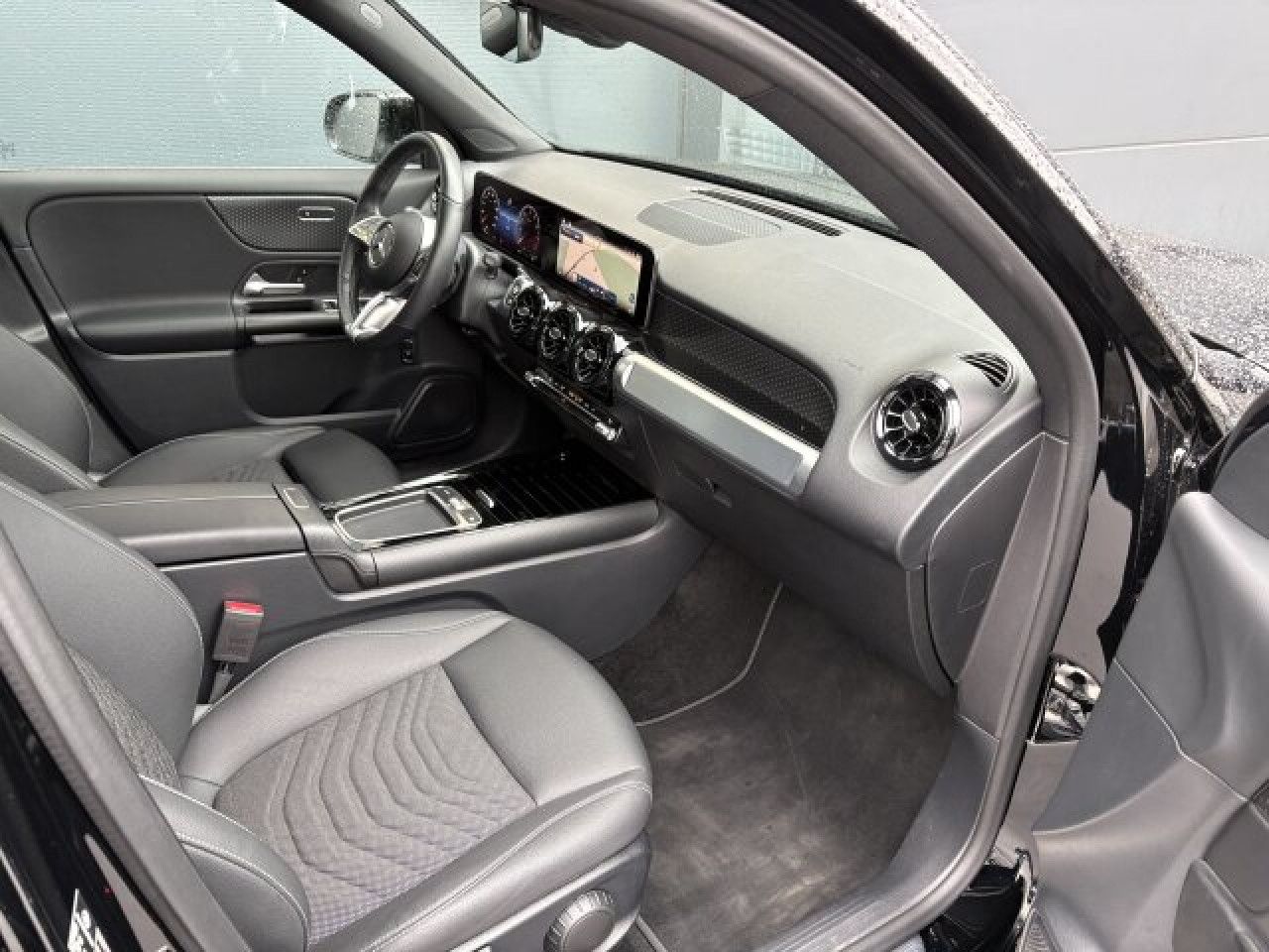 Fahrzeugbild 13 / 15