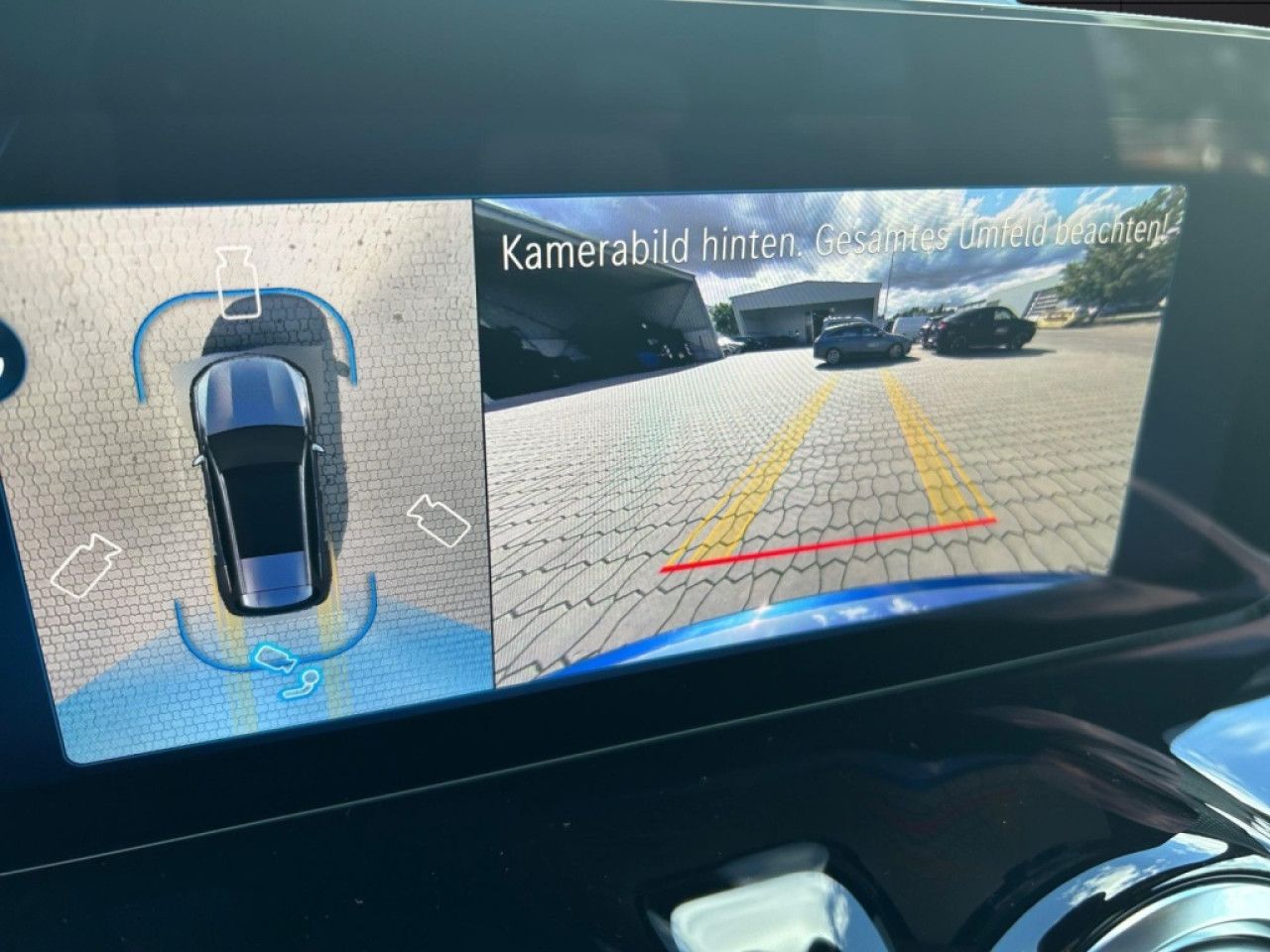 Mercedes-Benz GLB – Bild 11