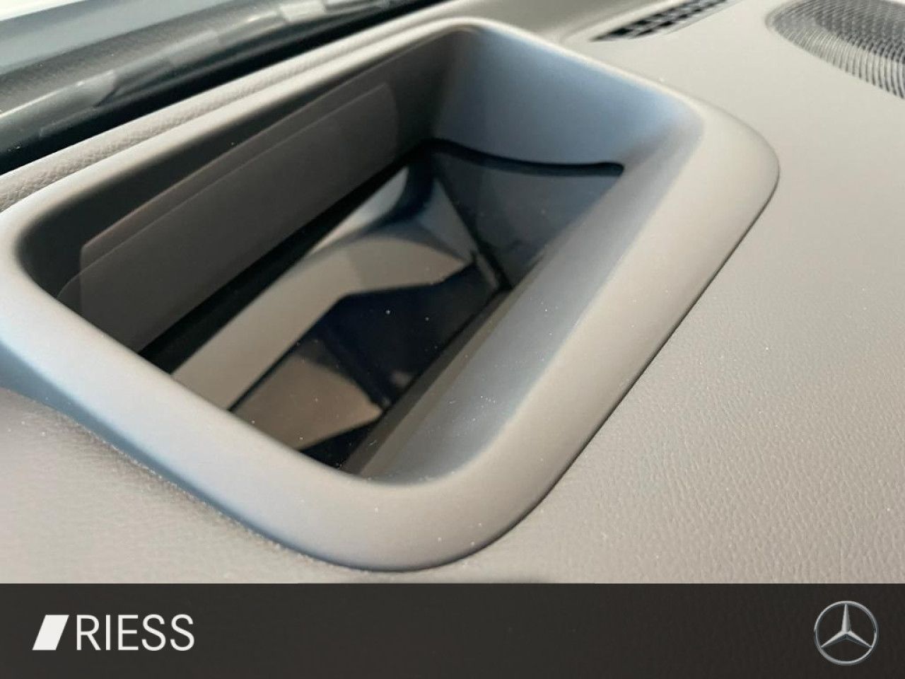 Mercedes-Benz GLB – Bild 16