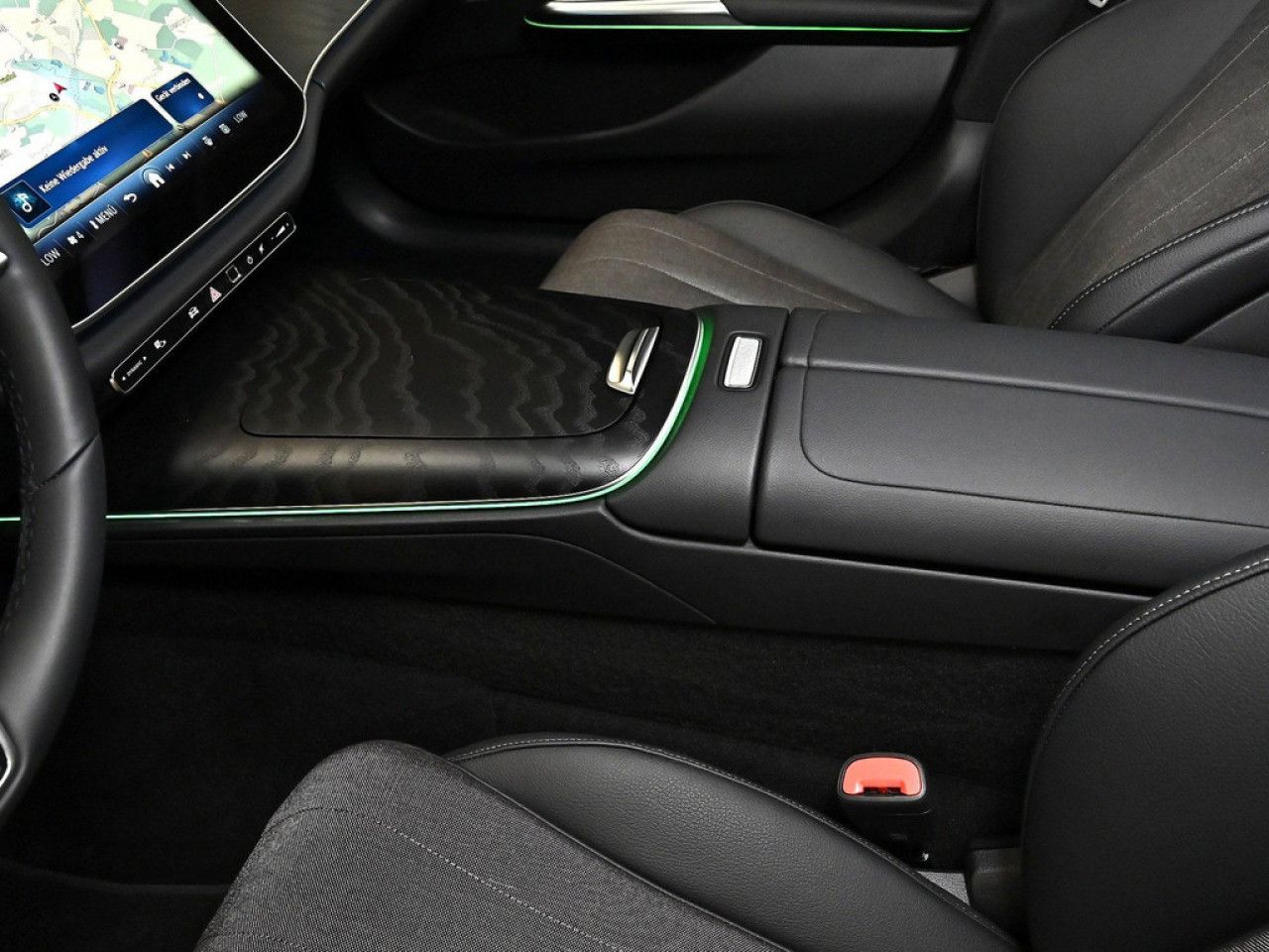 Mercedes-Benz E-Klasse – Bild 15