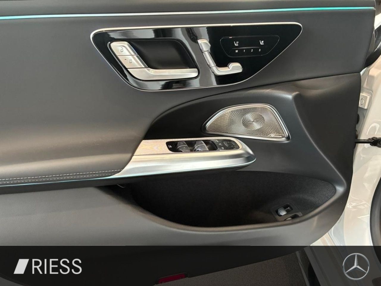 Mercedes-Benz E-Klasse – Bild 3