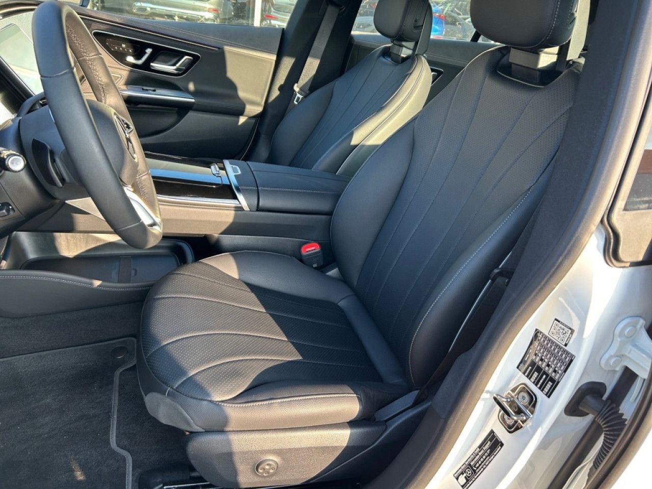 Mercedes-Benz EQE – Bild 18