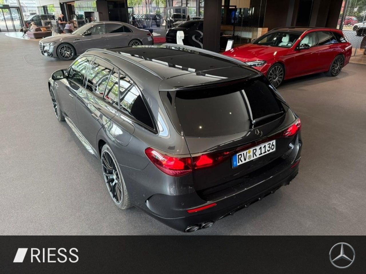 Mercedes-Benz E-Klasse – Bild 6