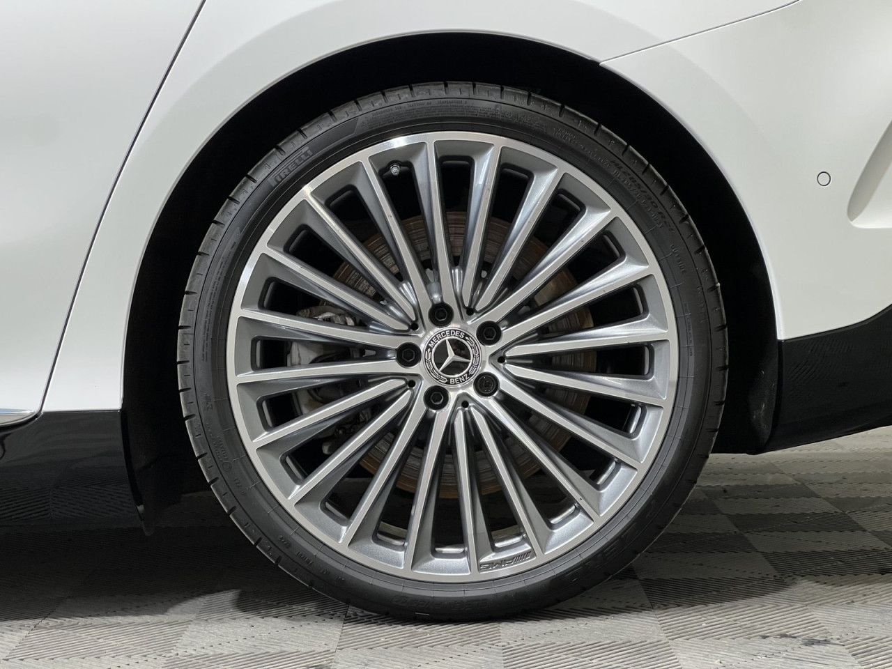 Mercedes-Benz EQE – Bild 12
