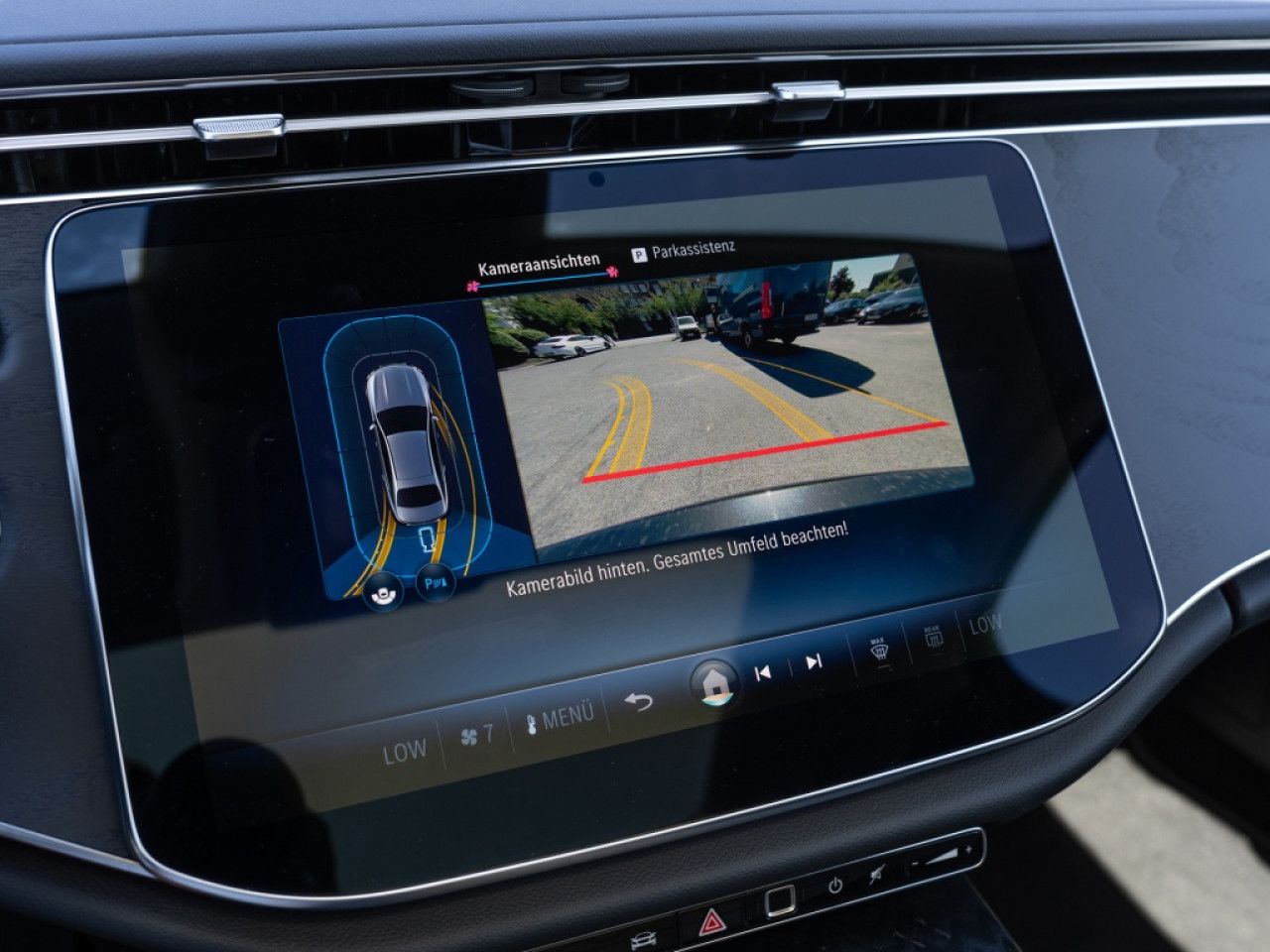 Mercedes-Benz E-Klasse – Bild 14