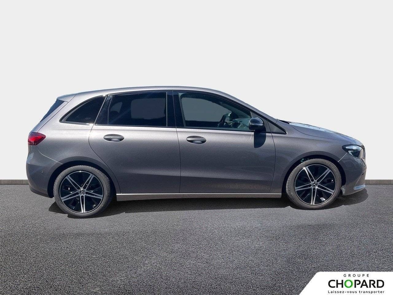 Photo du v&eacute;hicule 9 / 18