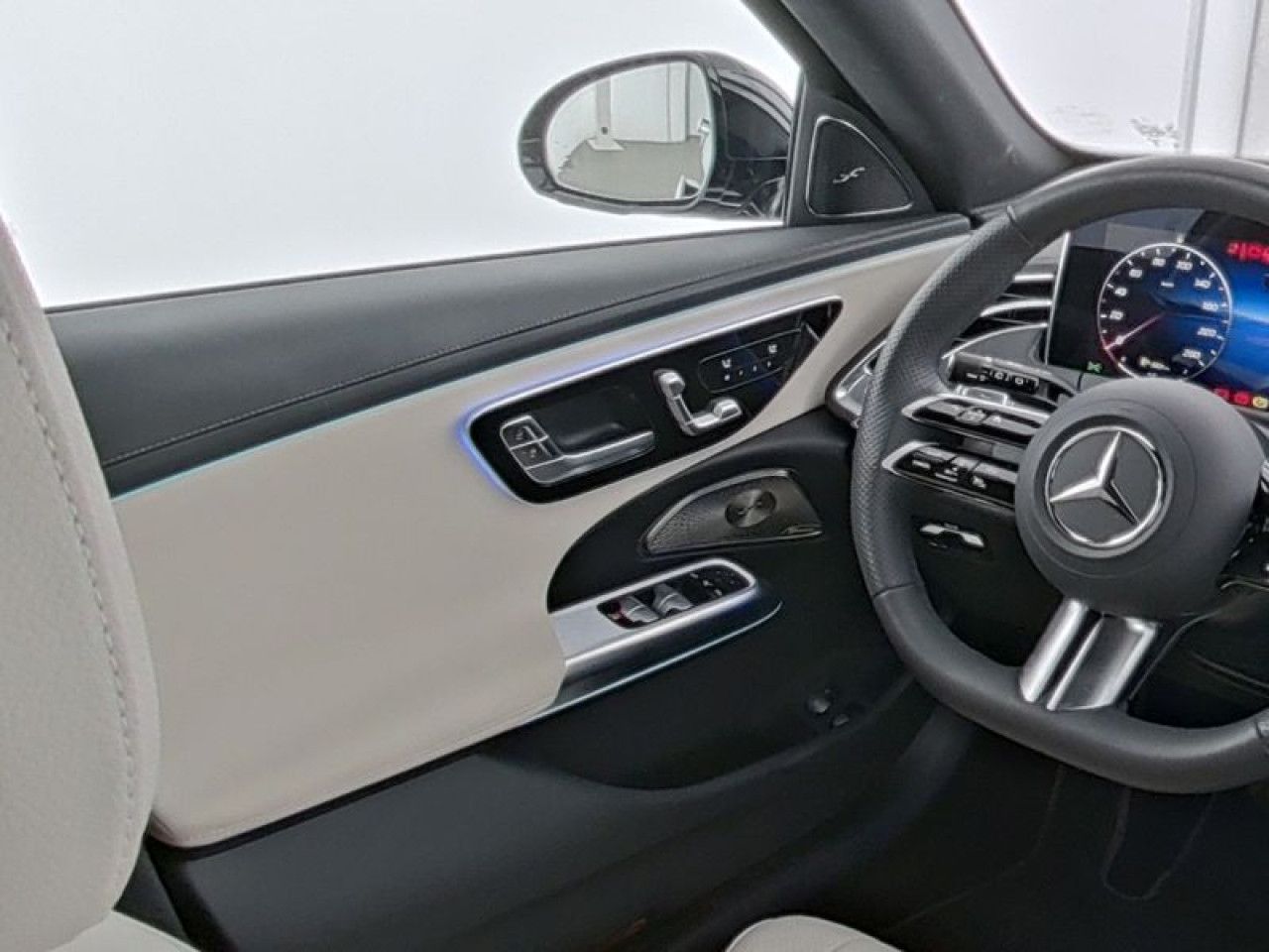 Mercedes-Benz E-Klasse – Bild 8
