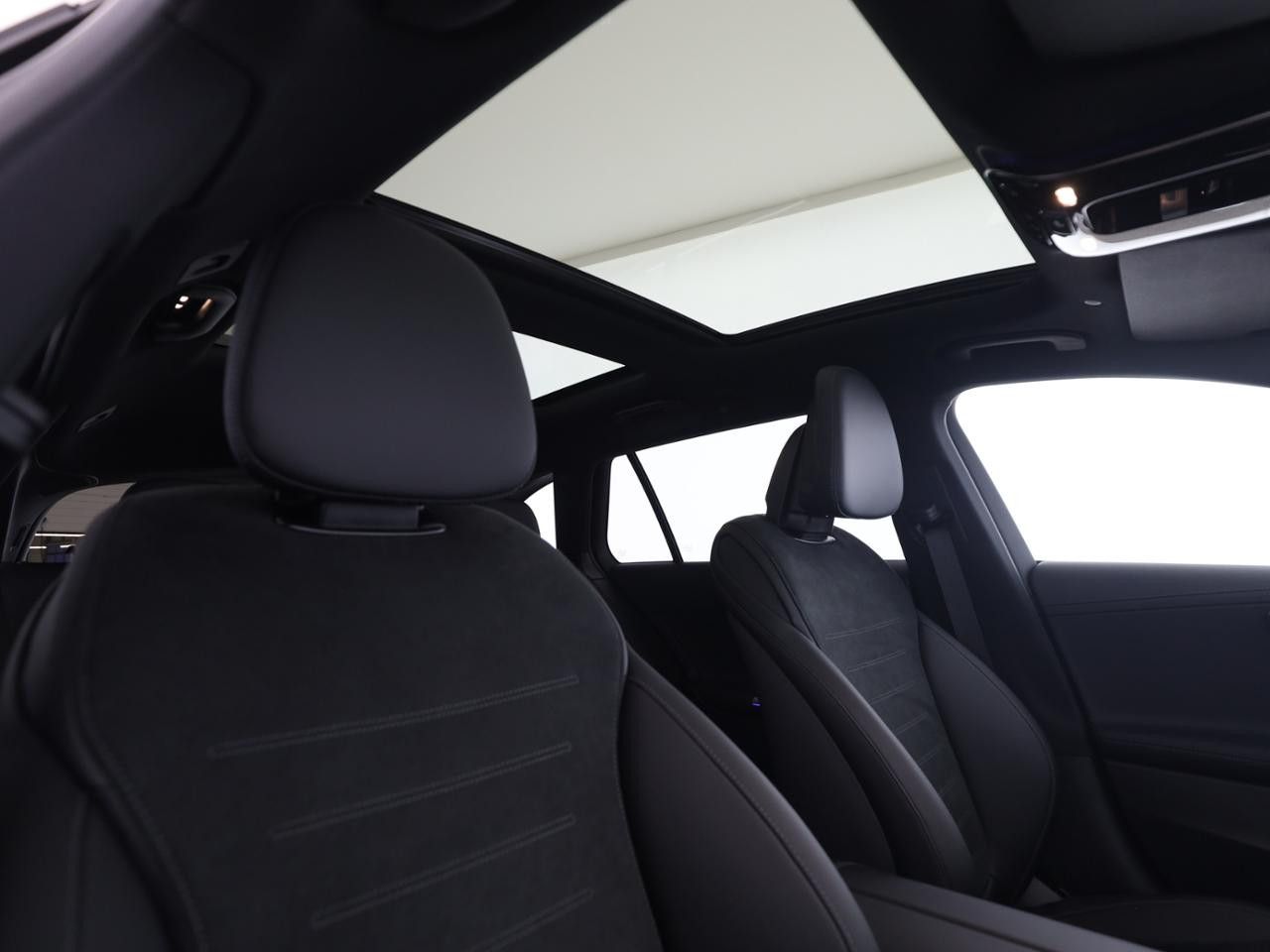 Mercedes-Benz C-Klasse – Bild 18