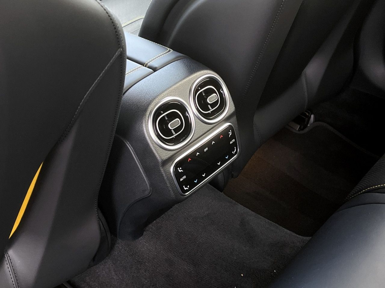 Mercedes-Benz C-Klasse – Bild 19