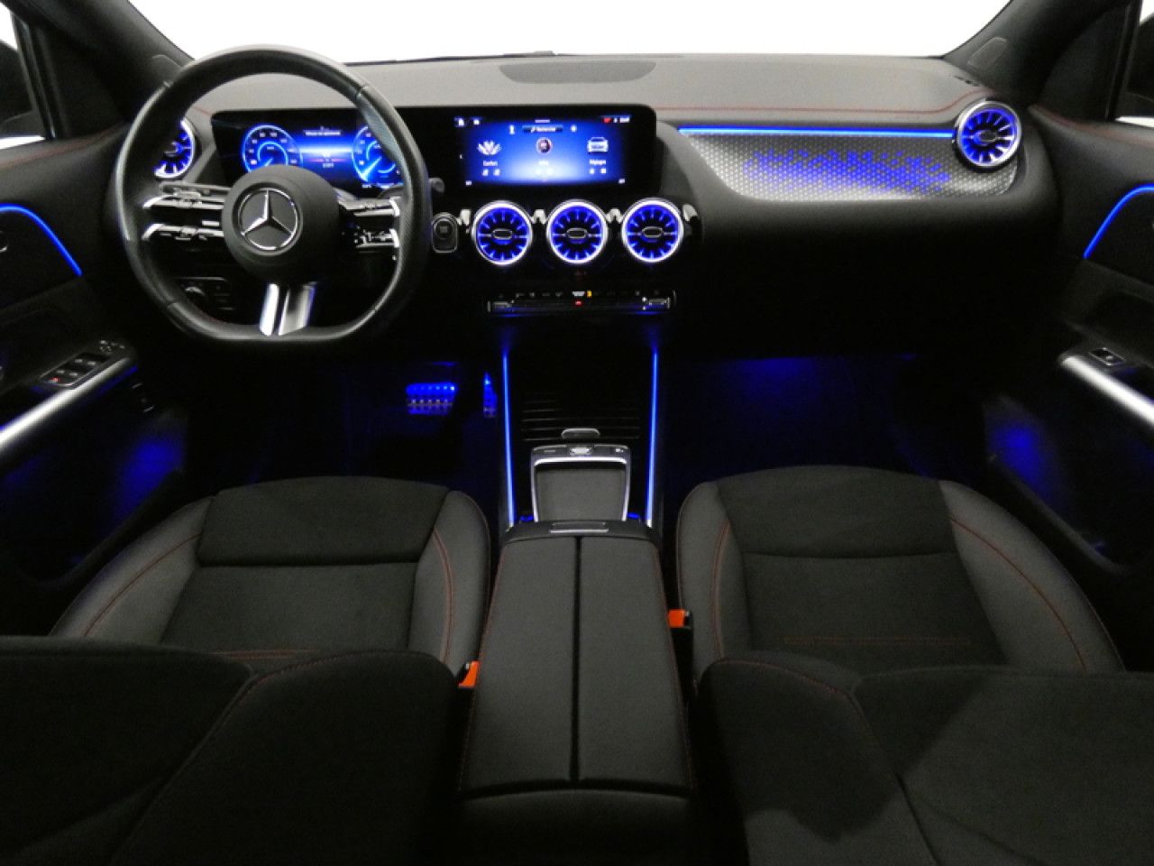 Photo du v&eacute;hicule 11 / 18