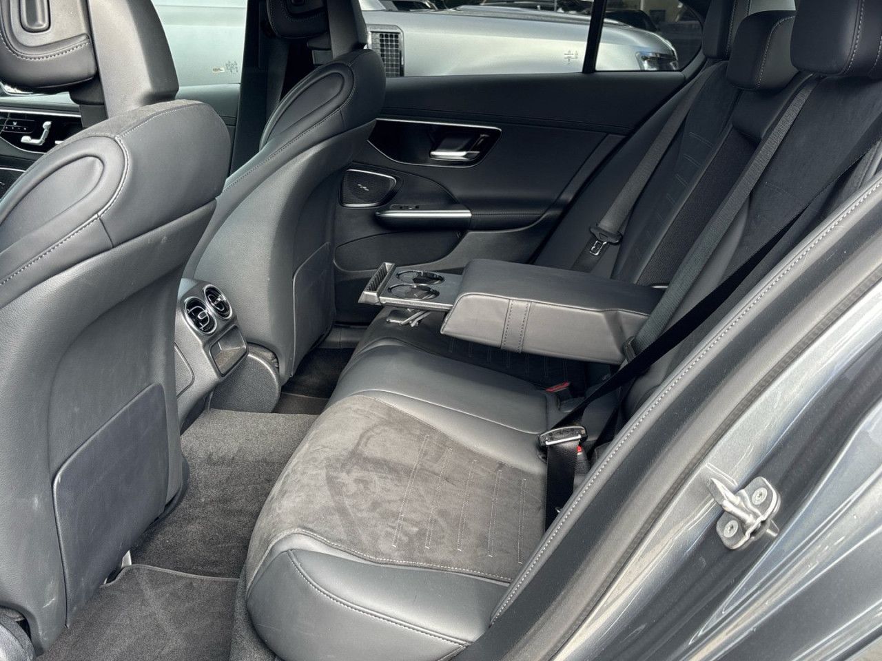 Mercedes-Benz C-Klasse – Bild 18