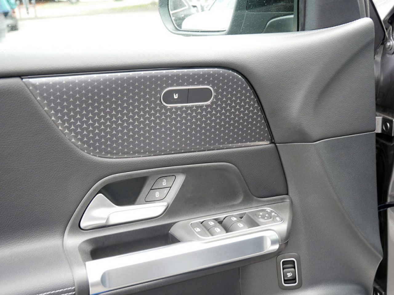 Mercedes-Benz GLB – Bild 12
