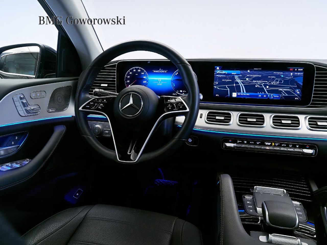 Zdjęcie pojazdu 16 / 19