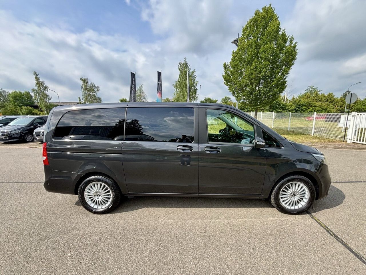 Mercedes-Benz EQV – Bild 4