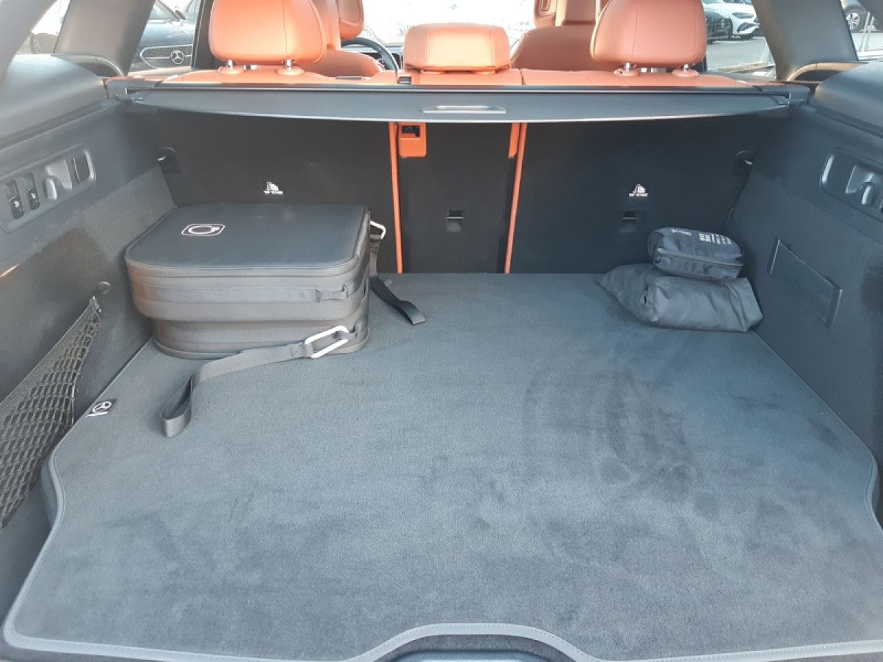 Photo du v&eacute;hicule 10 / 18