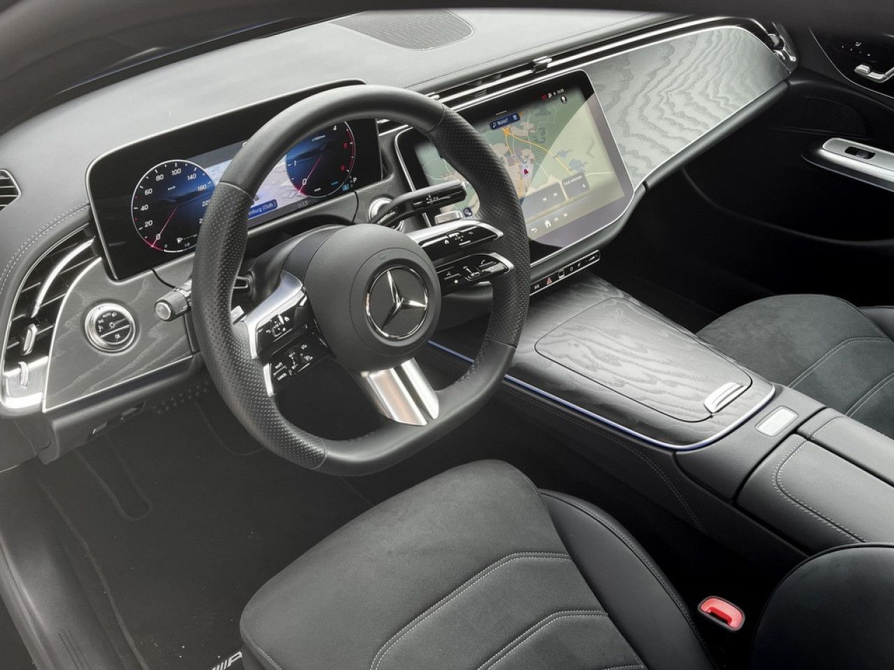 Mercedes-Benz E-Klasse – Bild 26