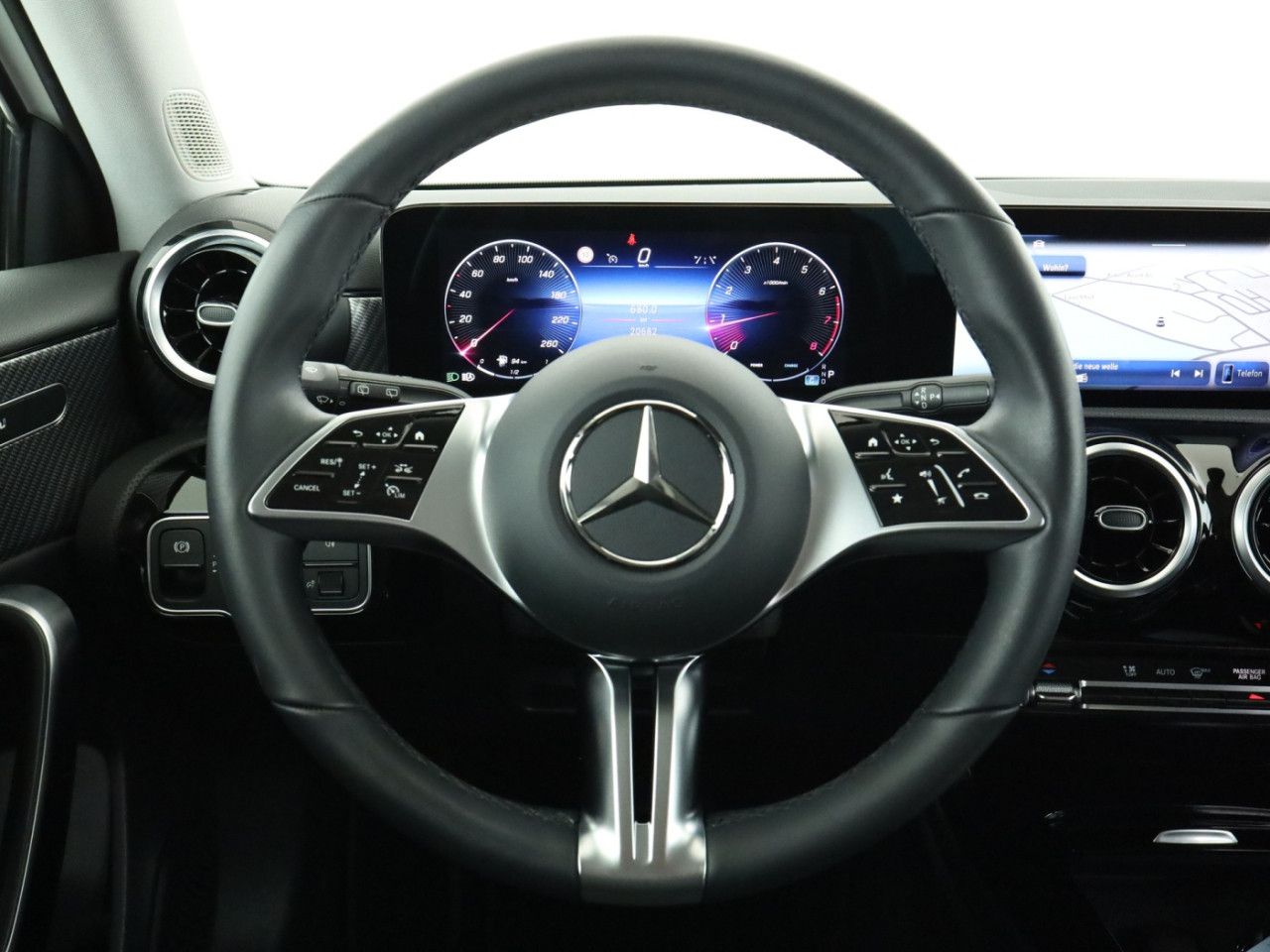 Mercedes-Benz A-Klasse – Bild 11