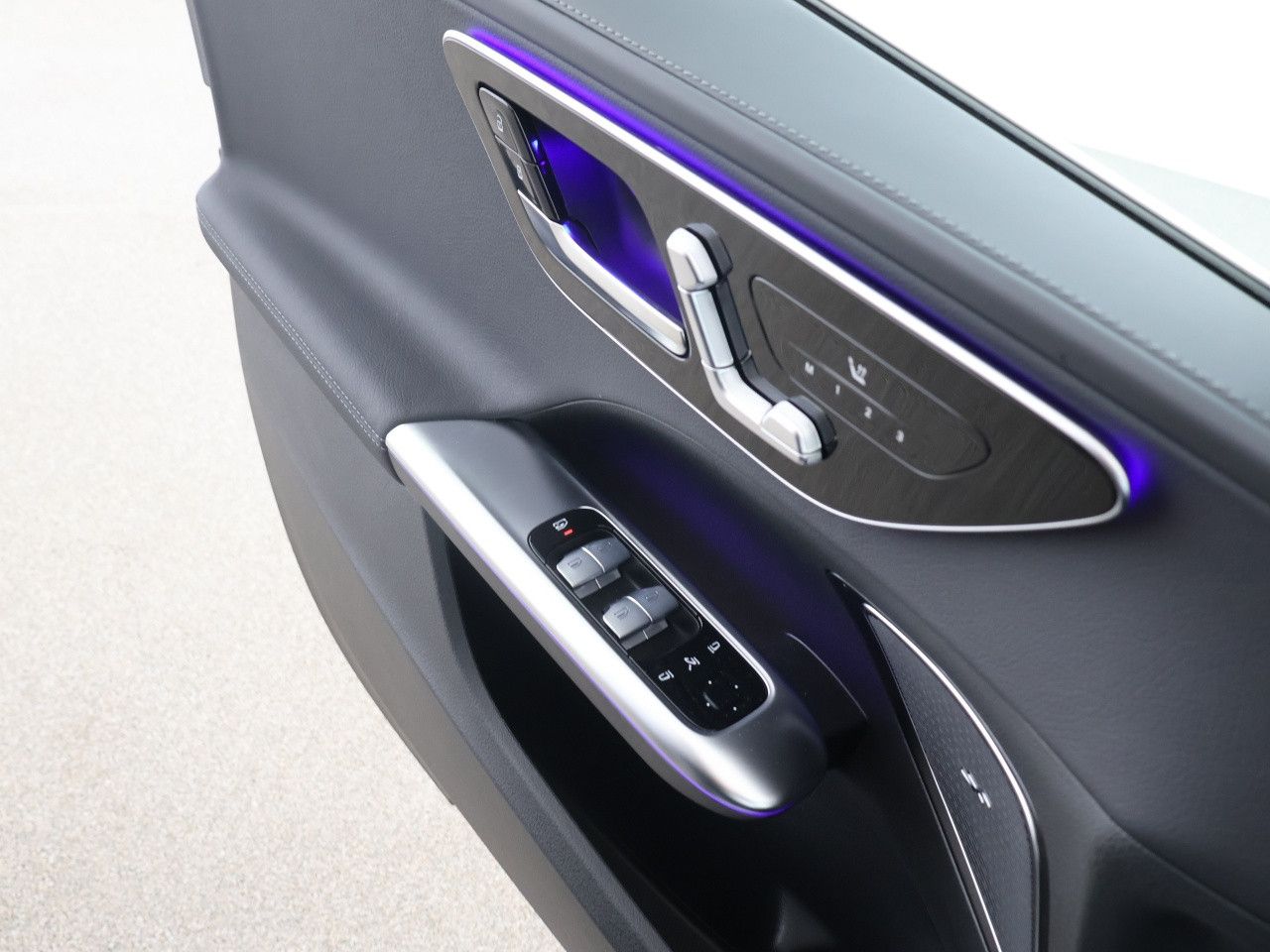 Mercedes-Benz C-Klasse – Bild 13