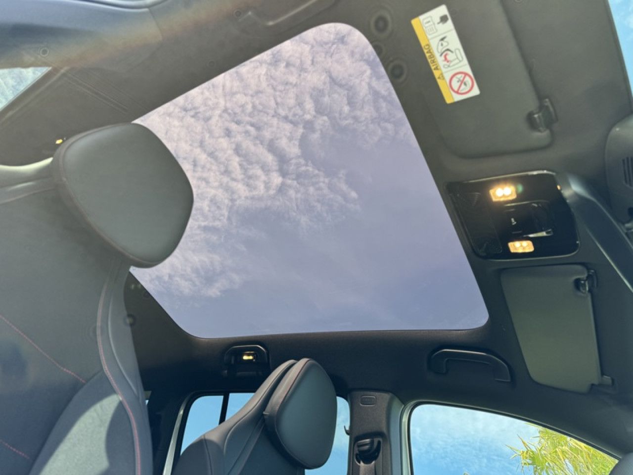 Photo du v&eacute;hicule 15 / 18