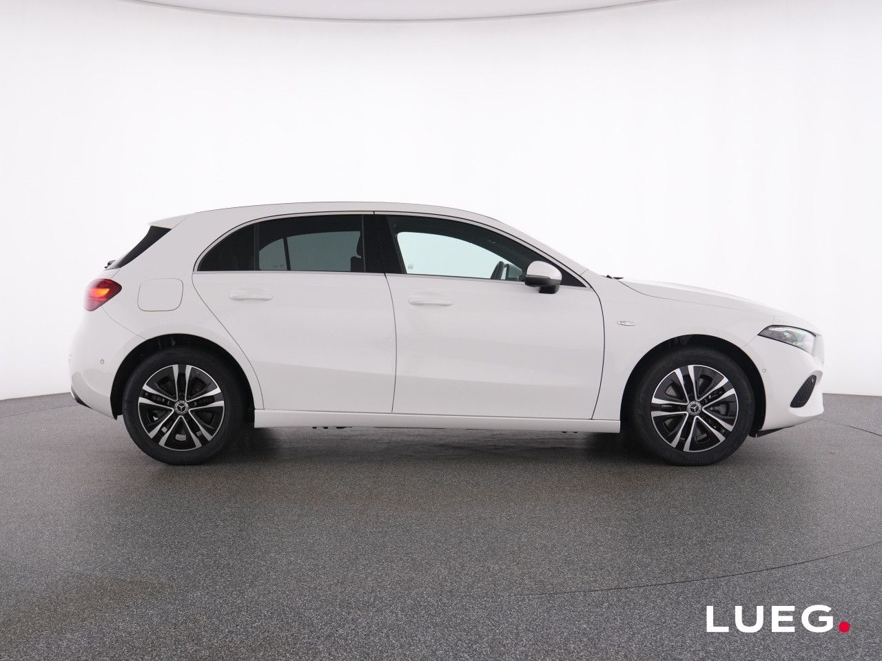 Mercedes-Benz A-Klasse – Bild 11