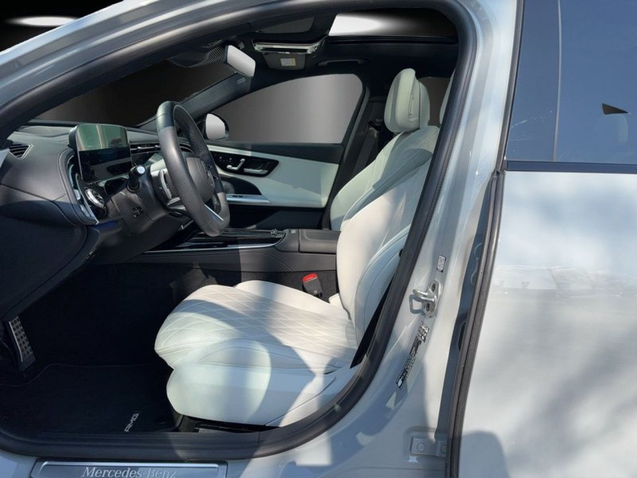 Mercedes-Benz E-Klasse – Bild 8