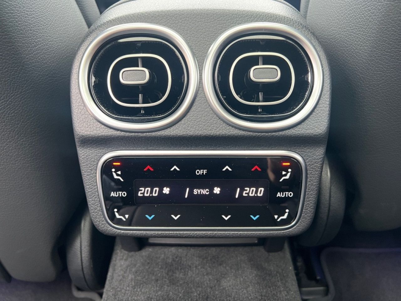 Mercedes-Benz C-Klasse – Bild 27