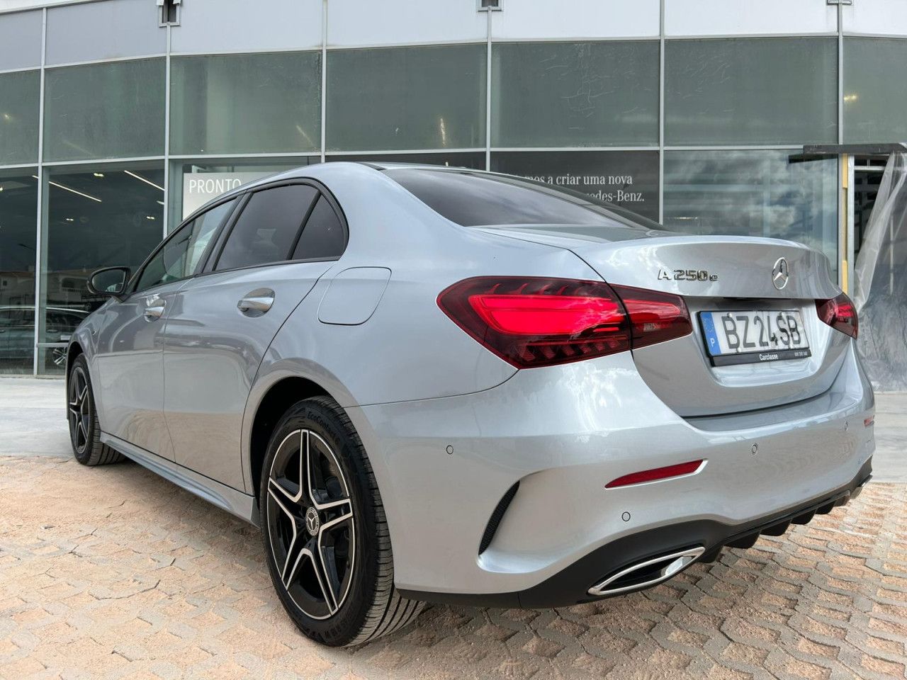 Imagem do veículo 8 / 11