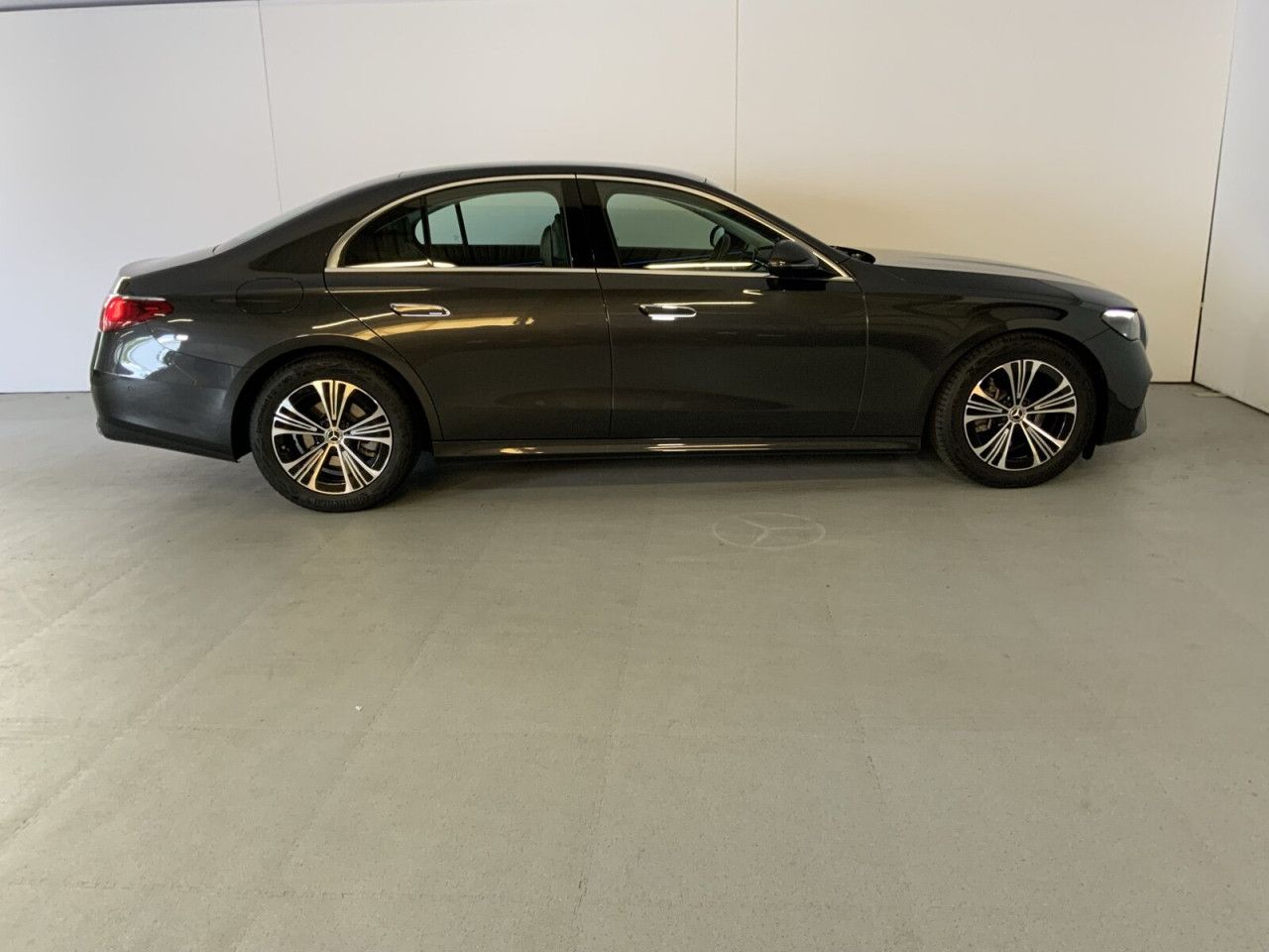Mercedes-Benz E-Klasse – Bild 4