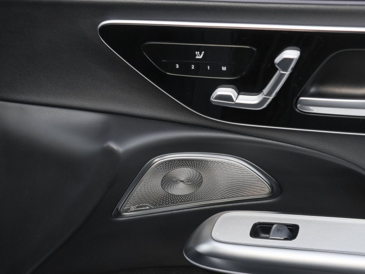 Mercedes-Benz E-Klasse – Bild 7